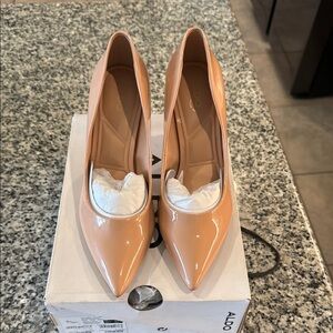 Aldo NIB Stessy Mid heel size 8